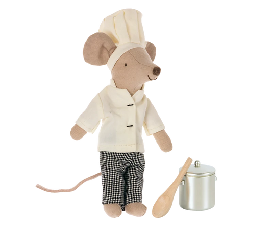 Chef mouse w soup pot and spoon