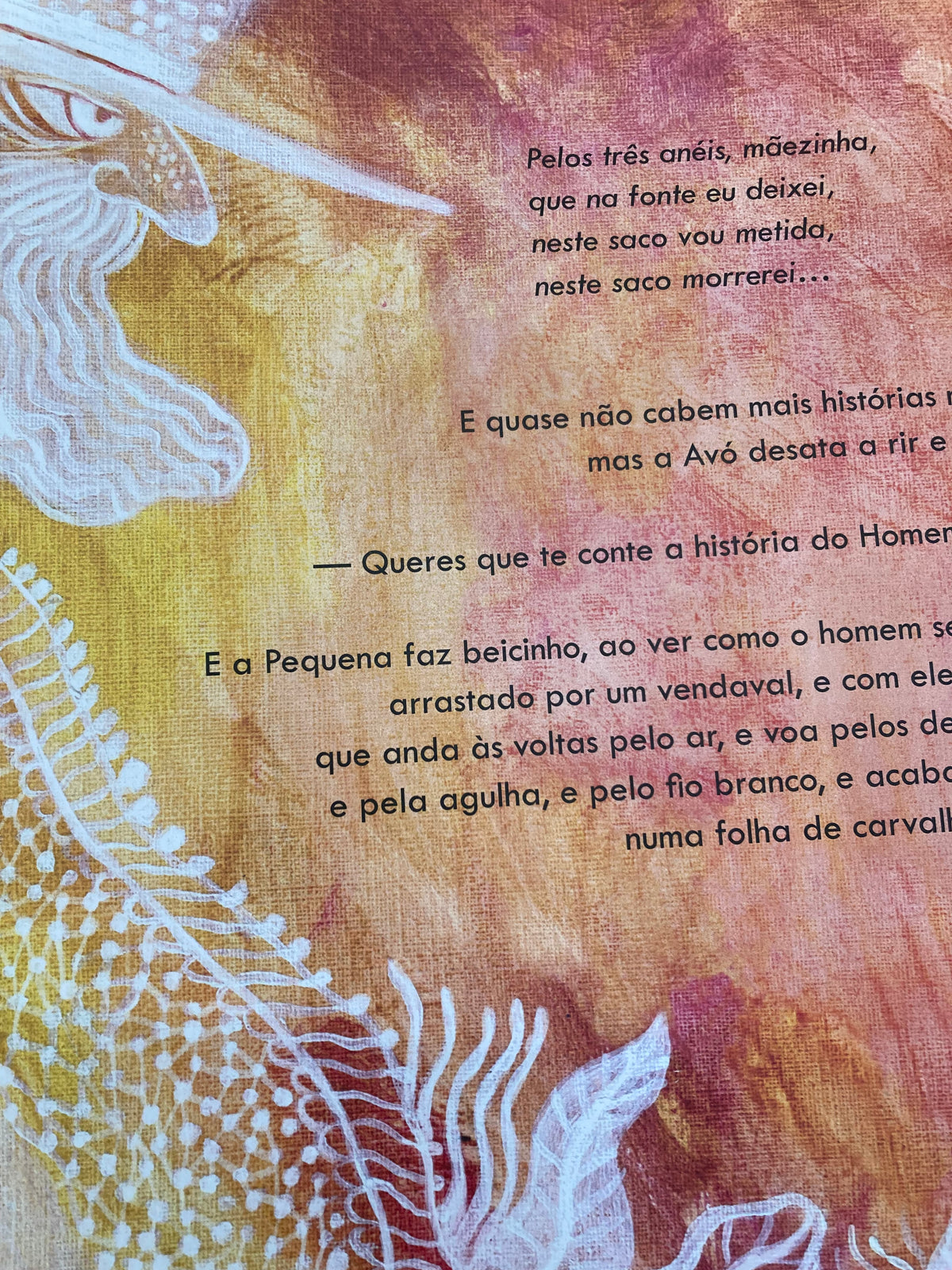 Pequeña, Mãe, Avó
